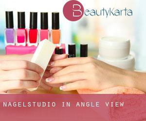Nagelstudio in Angle View